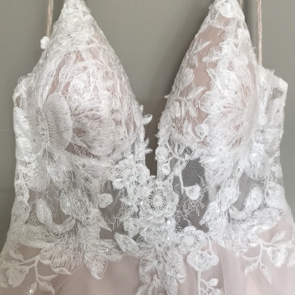 Martina Liana 1110 - honey underlay - Picture 8 of 10